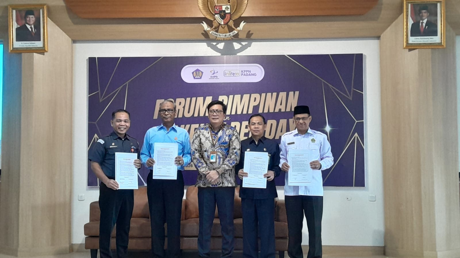 YM Ketua Pengadilan Tinggi Agama Padang Menghadiri kegiatan Forum Pimpinan dan Stakeholder Day